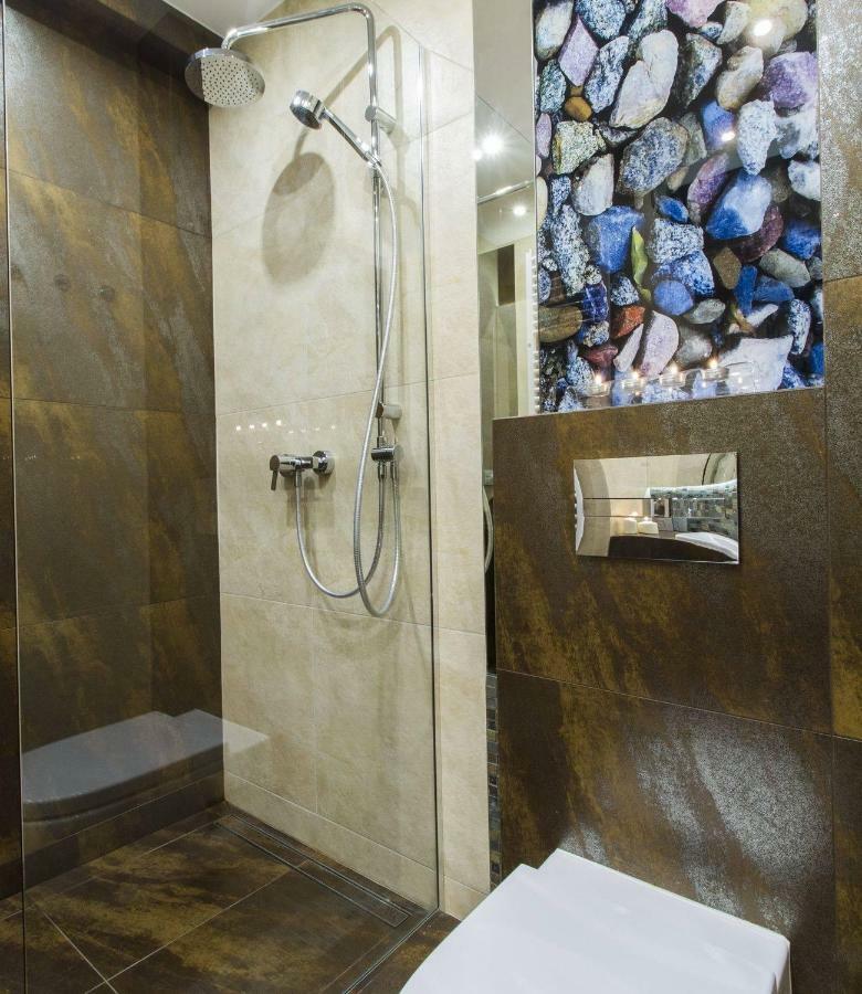Apartament Tatrzanski Swit Z Tarasem 20M2, Garazem Podziemnym, Grota Solna Закопане Екстер'єр фото