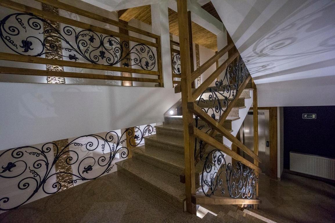 Apartament Tatrzanski Swit Z Tarasem 20M2, Garazem Podziemnym, Grota Solna Закопане Екстер'єр фото